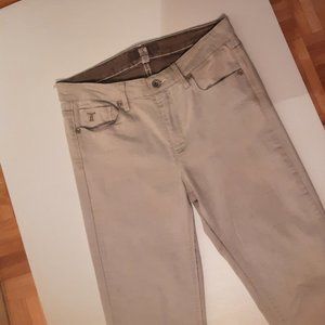 Tristan, Jeans